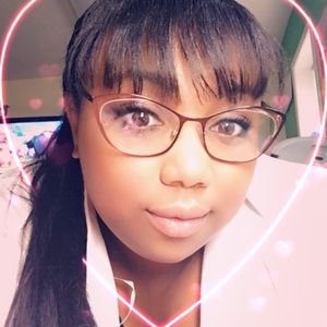 Meet your Posher, Ash